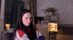 Девушка пела в церковном хоре - тревога в теле, и постоянное желание что-то делать.