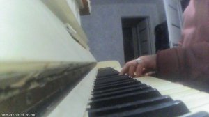 Пианино: "Посею лебеду на берегу"