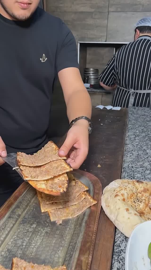 Мясной хлеб в стиле Конья смотреть онлайн