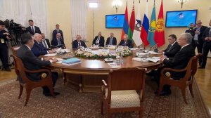 Владимир Путин на заседании Высшего Евразийского экономического совета в узком составе, 21 декабря