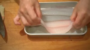 Рыба КАМБАЛА Обработка и Разделка КАМБАЛЫ на Филе Сашими ЯПОНСКАЯ Еда Full-HDmp4