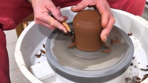 Усталый гончар раскрыл секрет неизвестный новичкам.