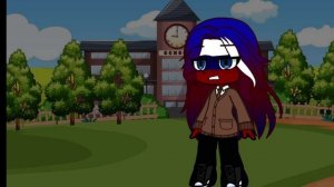 Россию, заставили гулять, с "незнакомым" человеком?