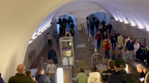 Еду в метро Москвы, до станции «Смоленская». Часть 2. Москва. Эпизод 104