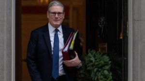 The Telegraph: Стармера заподозрили в подготовке к госперевороту