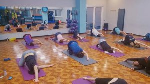 ГРУППОВАЯ ТРЕНИРОВКА ABS \ УПРАЖНЕНИЯ НА СПИНУ \ УПРАЖНЕНИЯ НА ПРЕСС \ РАСТЯЖКА