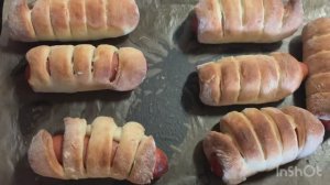 Домашняя пицца и сосиски в тесте