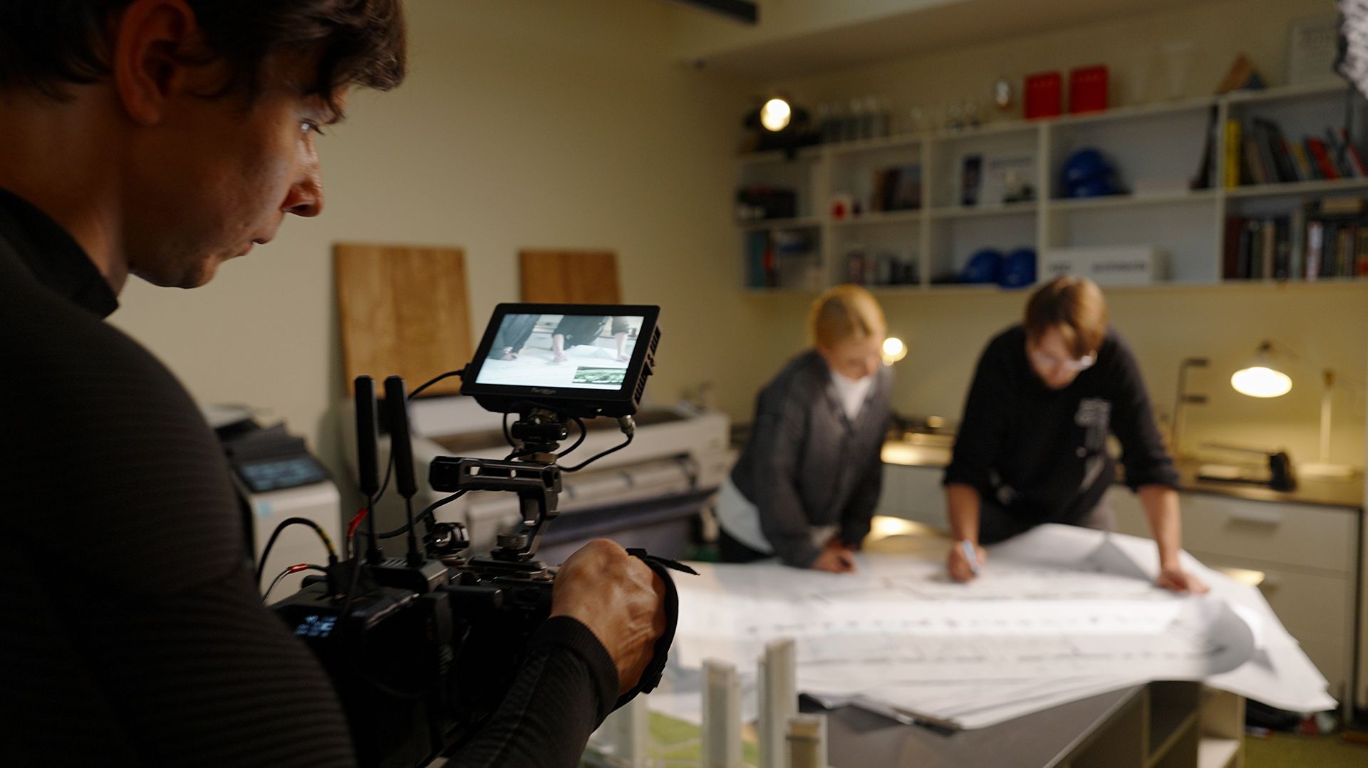 За кадром рекламы: шок, стресс и 100 дублей смотреть онлайн