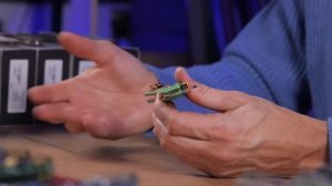 Kizer дали жару под Новый год — 61 нож в одном видео