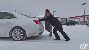 Жесткий гололед на дорогах!