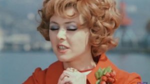 звенит январская вьюга...