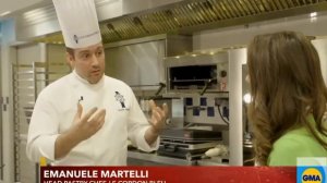 How is Christmas celebrated in different countries UI