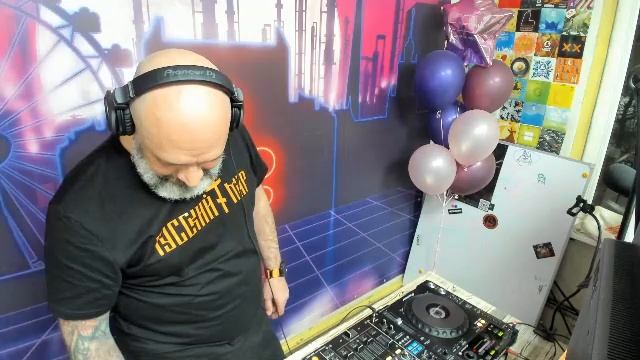 22.12.25 Живые игры смотреть онлайн