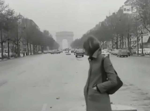 Chez vous avec Françoise Hardy (Shopping à Paris)