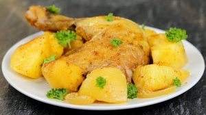 НЕ МОГУ не поделиться этим простейшим рецептом! ОБАЛДЕННО ВКУСНАЯ курица с картошкой в духовке