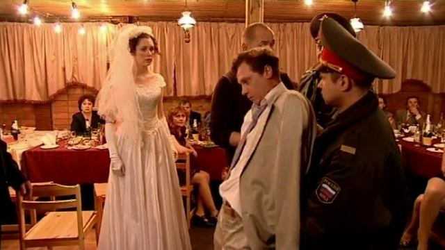 Глухарь. На свадьбе жениха арестовали. Глухарев не дал его забрать в полицию смотреть онлайн