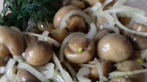 Маринованные шампиньоны. Рецепт маринованных грибов быстро и вкусно