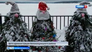 На набережной Белохолуницкого пруда наблюдается нашествие новогодних гномов