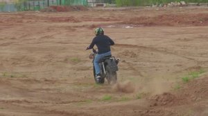 Покатушки на буксировщиках ИЖТЕХМАШ и мотоциклах СКАУТ (Ижтехмаш). Футаж с выставки МОТОЗИМА, 2 часа