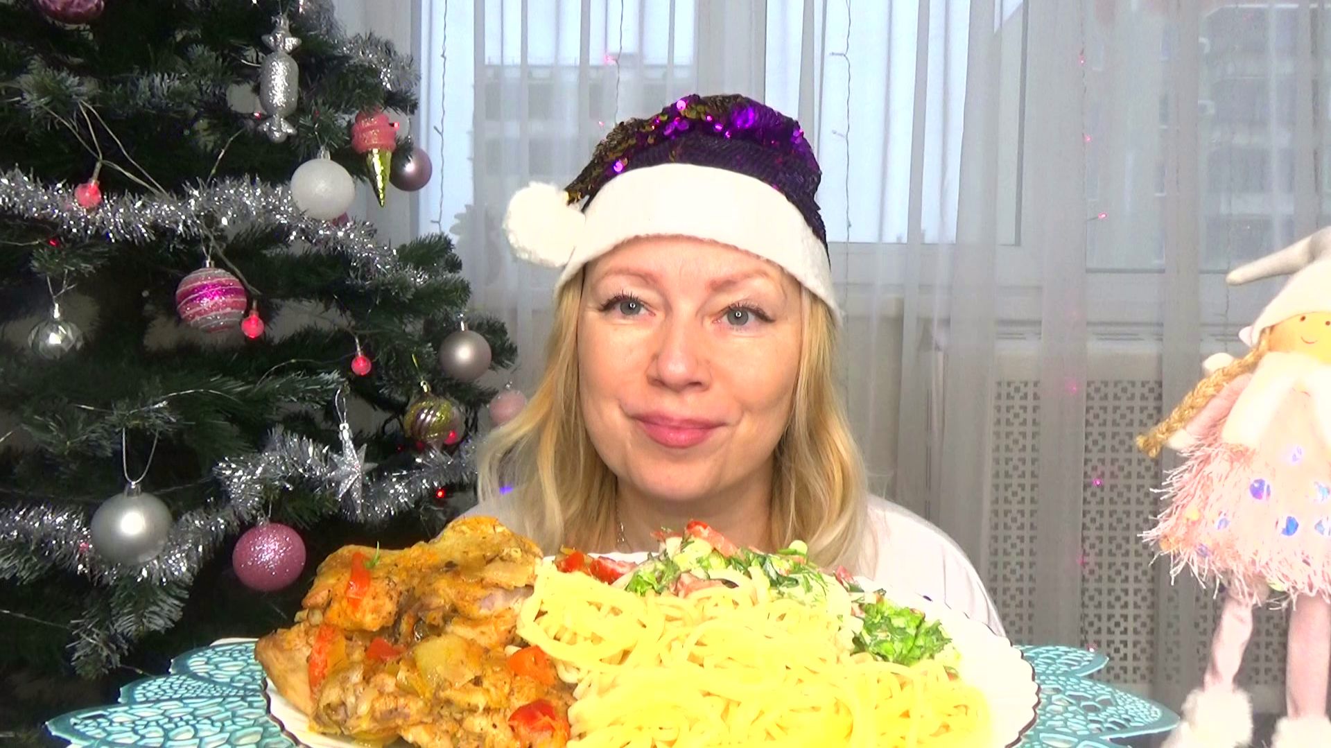 Мукбанг Спагетти с куриными хребтами, овощи тушеные, салат помидорный. еда. смотреть онлайн