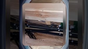 1000043235.mp4 (Собака наблюдает за лайфхаками при строительстве дома А-фрейм)