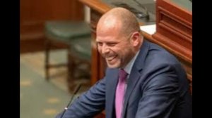 Министр обороны Бельгии пошутил про поездку на Украину с премьером