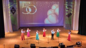 Образцовый ансамбль скрипачей "Весёлый смычок" ДШИ №1 г. Ельца, Е. Крылатов "Прекрасное далёко"