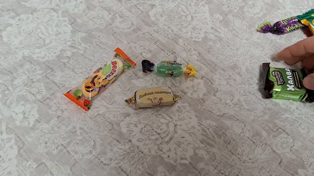 Распаковка подарка на Новый год смотреть онлайн