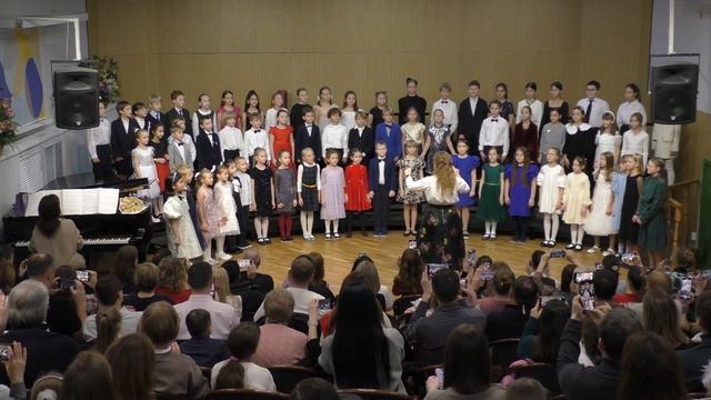 Отчетный новогодний концерт хора Муза 2-отделение смотреть онлайн