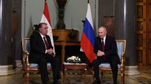 Владимир Путин с Президентом Таджикистана Эмомали Рахмоном, Санкт-Петербург, 22 декабря 2025 года