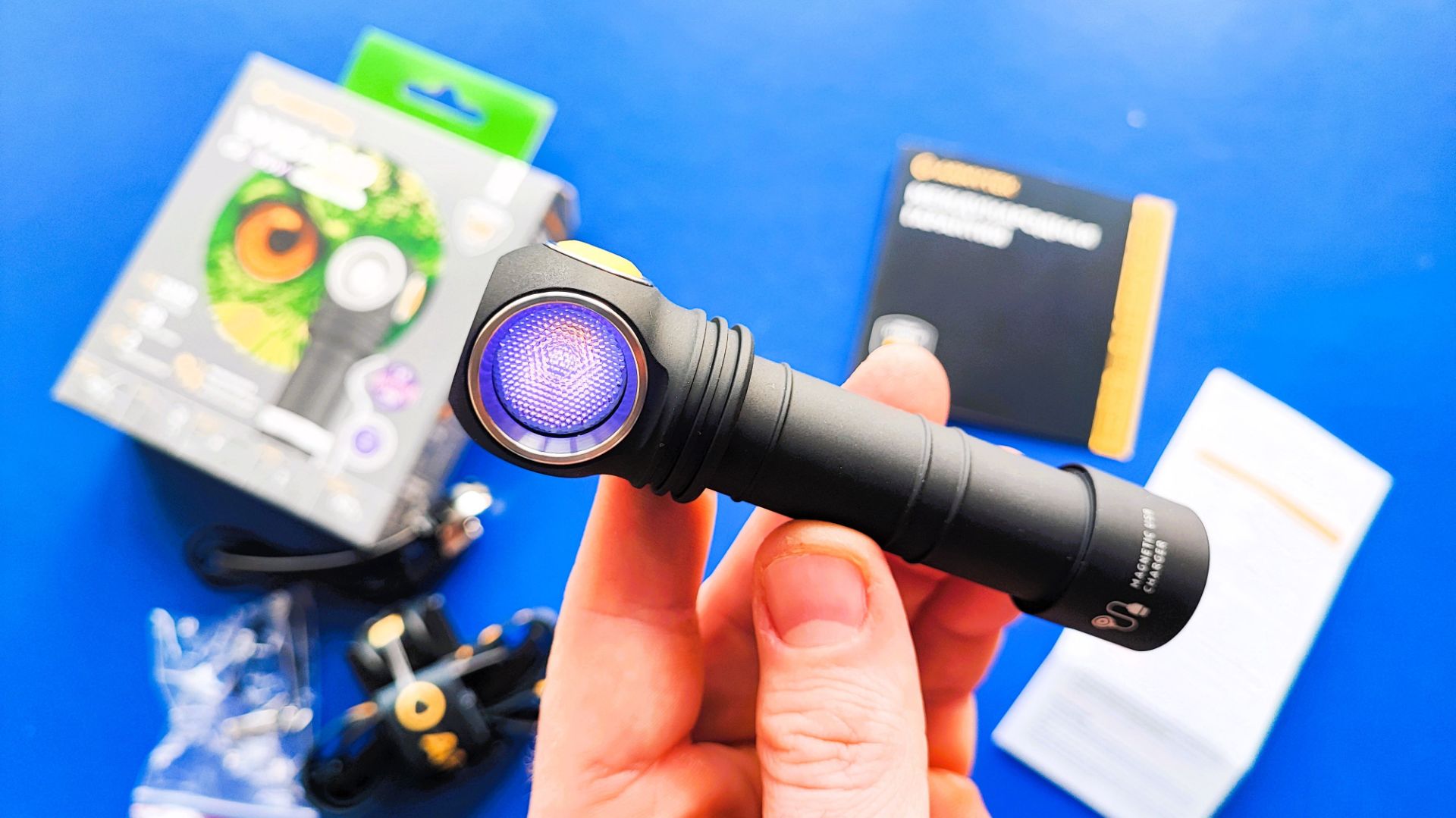 Ультра фонарь! Armytek Wizard C2 WUV Magnet USB #edc #flashlight #fishing #tourism #light #unboxing смотреть онлайн