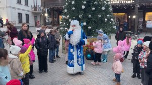 В «Херсонесе Таврическом» зажгли огни на новогодней елке