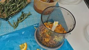 Согревающий облепиховый чай с имбирём и розмарином