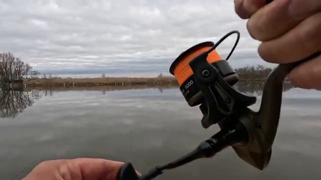 Сазан зимой на флэт фидер, хорошая рыбалка и много поклёвок смотреть онлайн