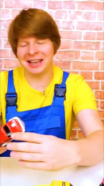 Автомеханик Саша чинит машинку! #машинкидлядетей #игрушки #аудиодлядетей смотреть онлайн