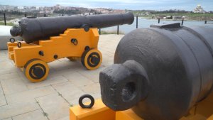 Пушки времён Крымской войны установили у памятника 100-летия окончания гражданской войны