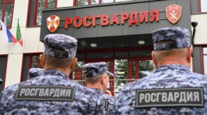 Пьяная женщина пыталась прорваться в школу на востоке Москвы