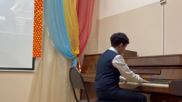 Новогодний концерт 2025. Галсанов Глеб "Романс"