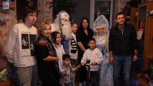 Новогодние мечты малышей из семьи Кайлачаковых  сбылись: волшебником для 5 детей стал Глава Абакана