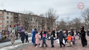 🎄 Предновогодняя развлекательная программа прошла в сквере имени Асапова