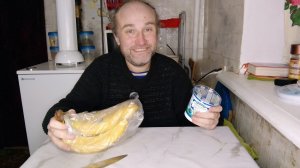 завтрак с обжорой Рыжулей. распаковка из Магнита. мукбанг. обжор. еда на камеру. диета. шизофрения.