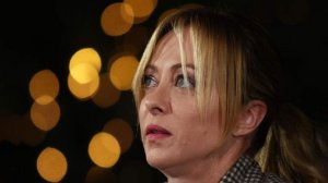 Мелони в поздравлении с Рождеством заявила о более тяжелом 2026 годе