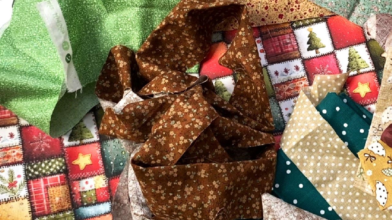 Из маленьких лоскутков сошьем большой домик DIY мастер-класс смотреть онлайн