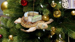 В Эрмитаже наградили победителей конкурса авторской ёлочной игрушки