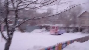 А У НАС С УТРА ОПЯТЬ  СНЕГОПАД