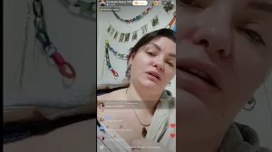 Что не мешает жить в социуме мошеннице.