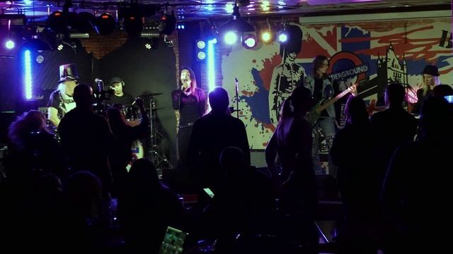 2025-12-19 - Группа «КлонДэнс» - ПРЕДНОВОГОДНИЙ РАЗОГРЕВ от «СОВЫ и ПАНТЕРЫ» в клубе «Big Ben»