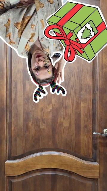 Проверь войдет ли эта новогодняя песня в твой плейлист!