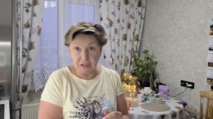 ЖИВИТЕ СВОЮ ЖИЗНЬ!!!каждому блогеру по шизофренички 😂