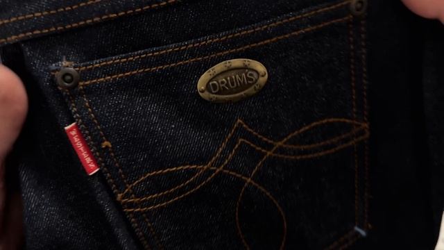 Чудо под елкой. Волшебные джинсы лучший подарок!